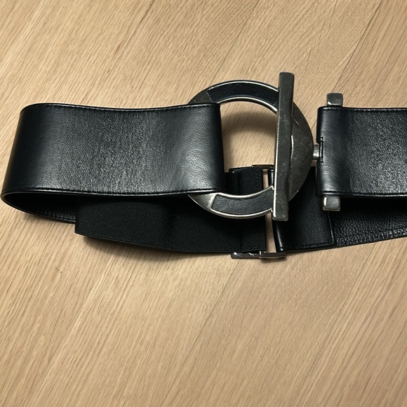 Suzi Roher Black Belt - Picture 10 of 11